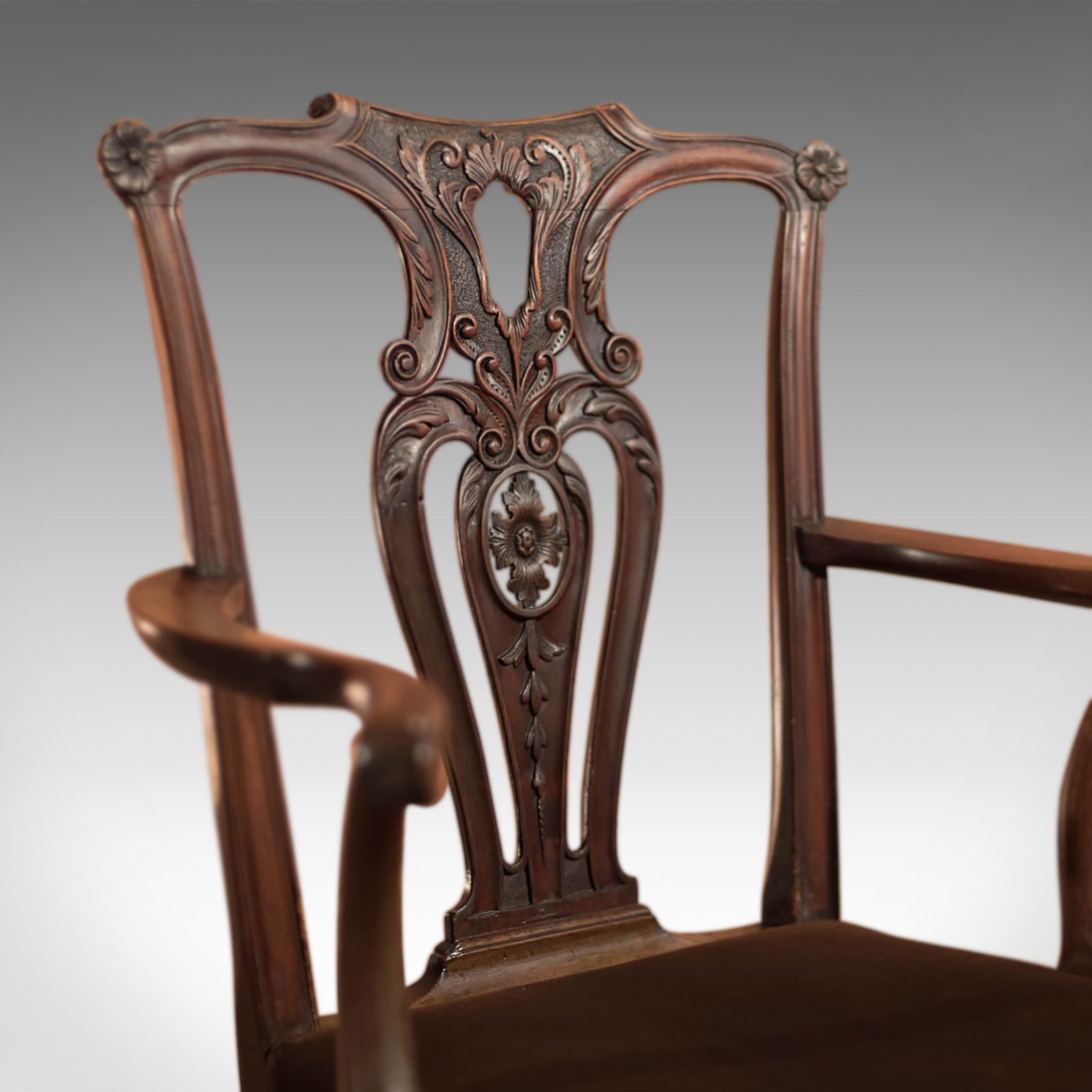 Antique Elbow Chair, 19th Century Armchair In Chippendale Taste photo vinterior