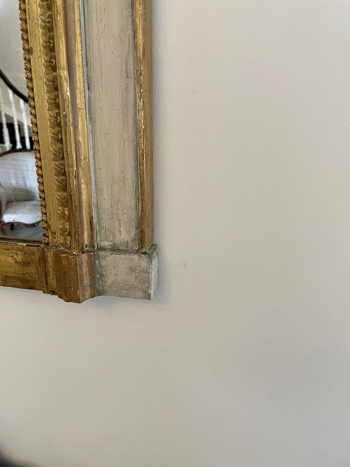 Large Antique 19th Century Quality Giltwood And White Painted Overmantle Mirror photo vintage
