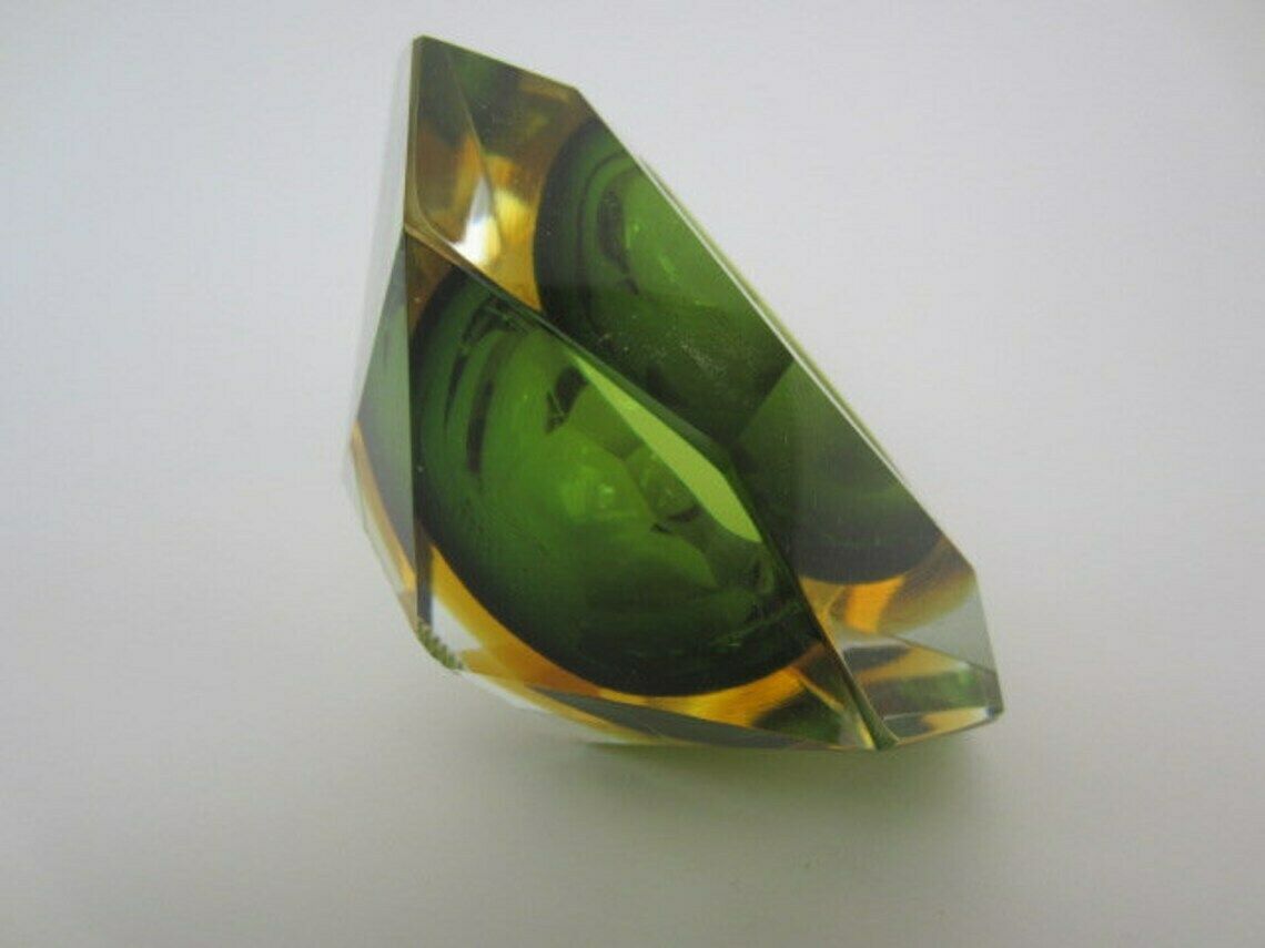 photo vinterior Murano Sommerso Green And Amber Mandruzzato 6 Facet Cut Geometric Art Glass Bowl