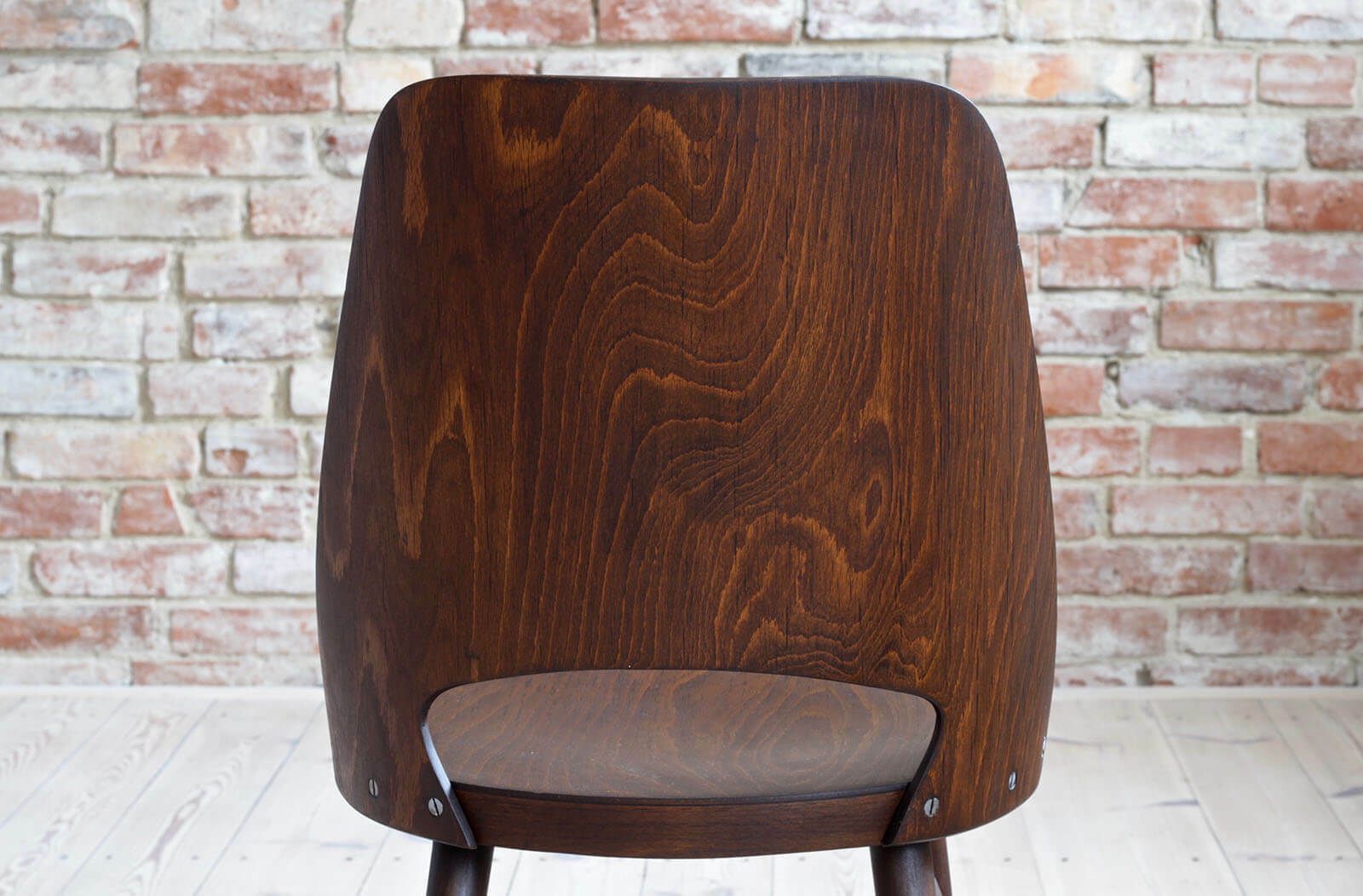 photo buy Set Of 8 Dining Chairs By Radomir Hofman For Ton, Model 514, Beech Veneer