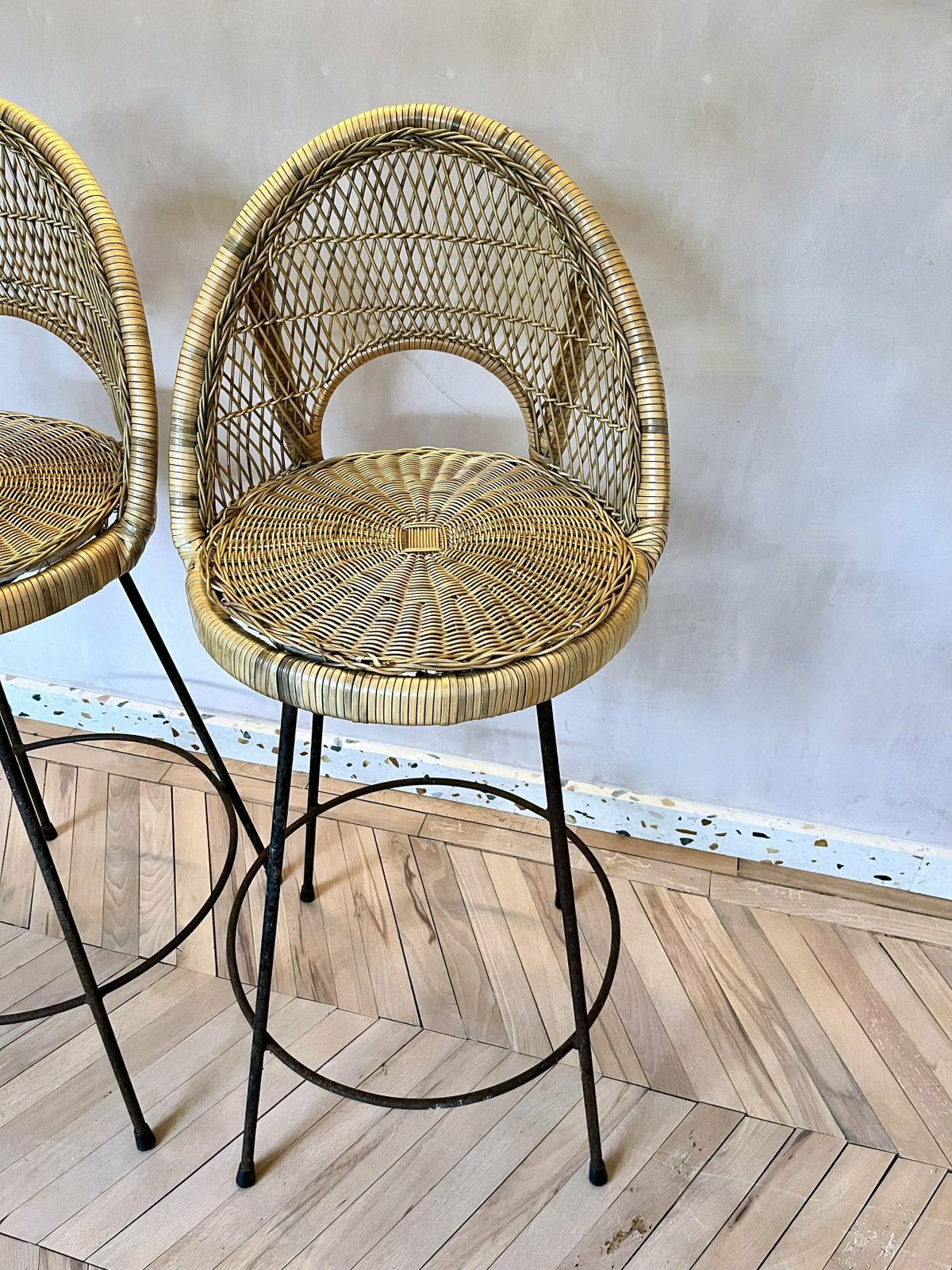 Pair Of Mid Century Woven Rattan/Cane & Metal Bar Stools photo vinterior