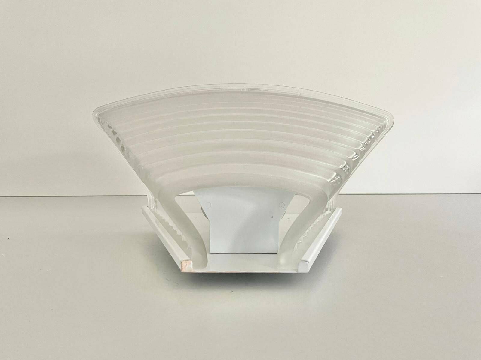 Model Pergamo 38 Glass Single Sconce By A. Mangiarotti For Artemide, Italy, 1980s photo vinterior