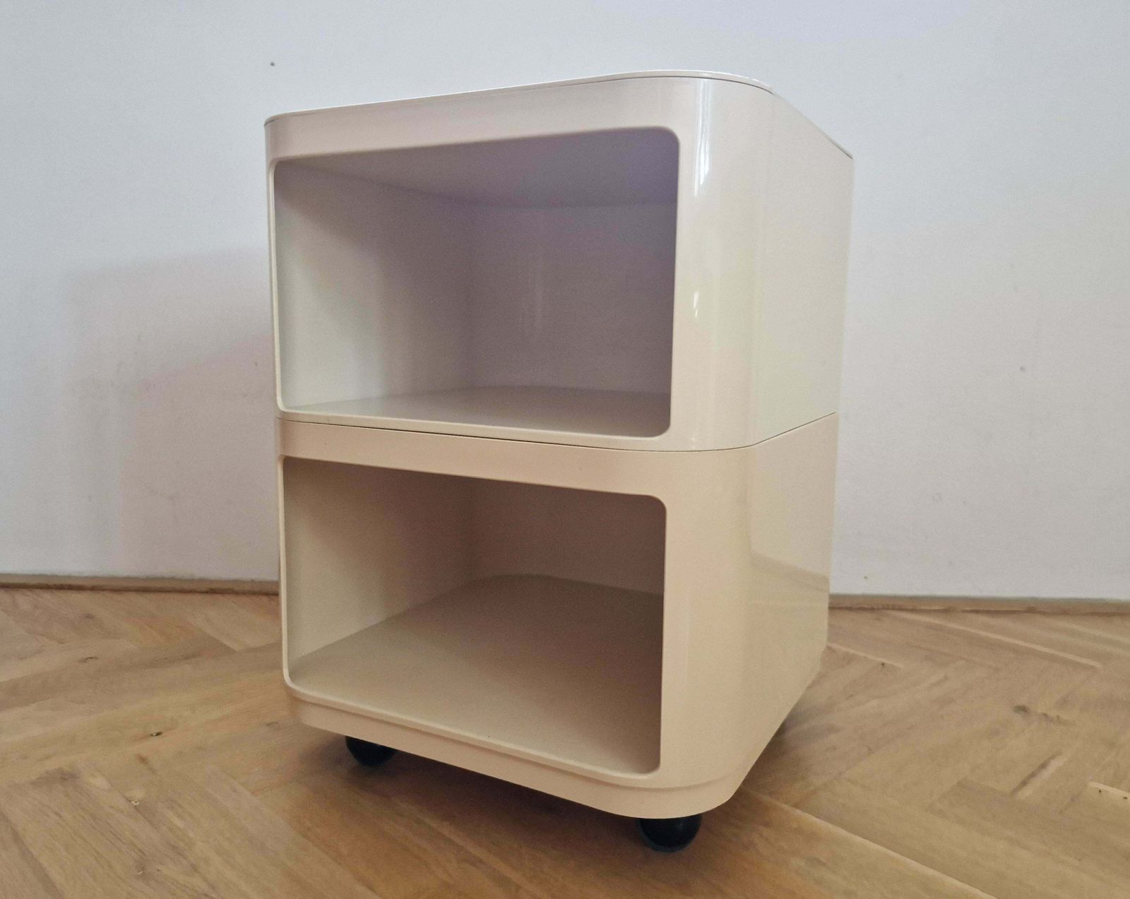 Midcentury "Componibili" Bedside Table, Anna Castelli For Kartell, Italy, 1960s photo vintage