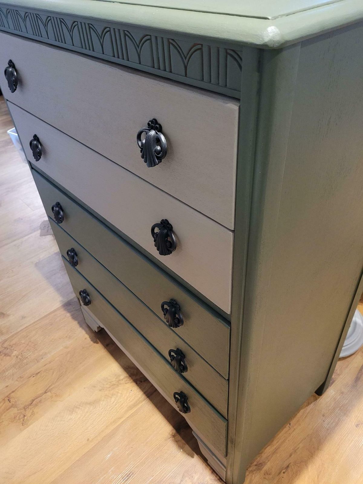 Mid Century Lebus Chest Of Drawers: Cream & Green Accent, Versatile Storage, Bedroom, Living Room photo for sale