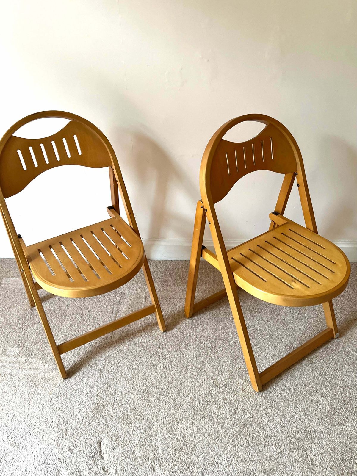 Mid Century Pair Of Folding Chairs By Otk photo vintage