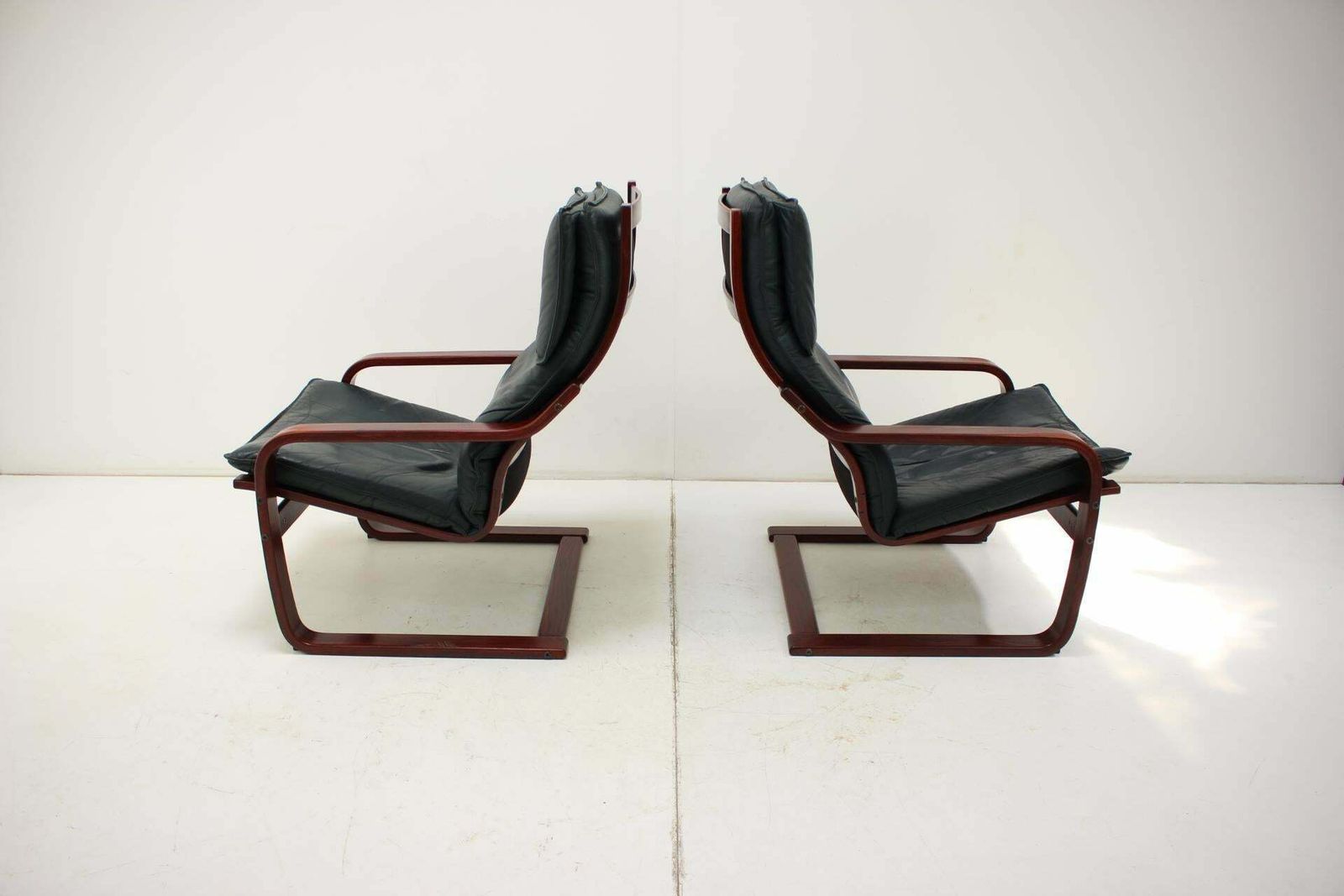 Set Of Two Leather Armchairs By Ikea, Sweden, 1980's photo vintage
