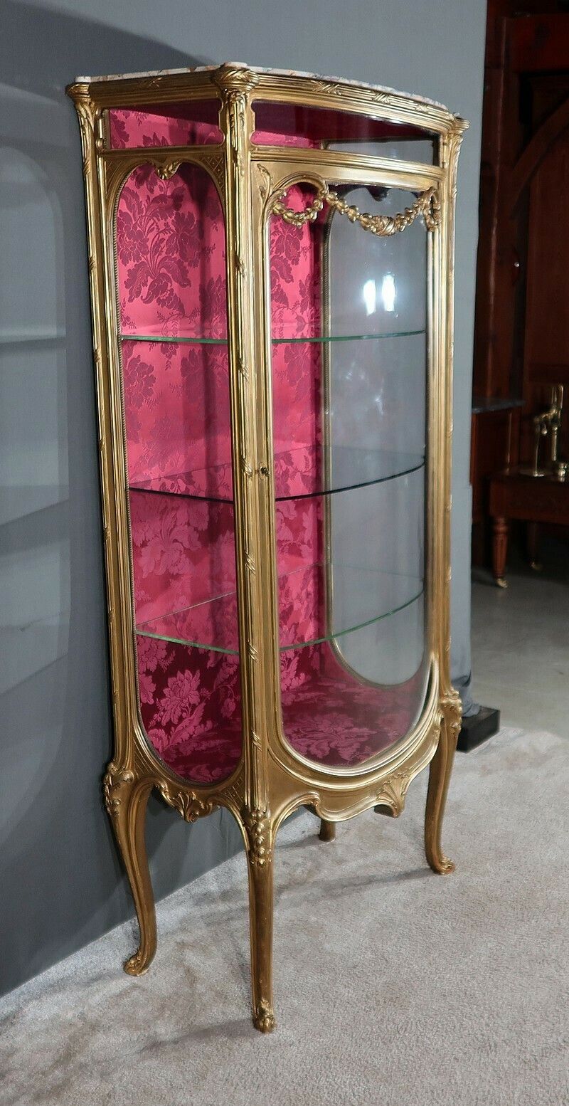 Curved Display Cabinet In Gilded Wood, Transition Louis XV Louis XVI – Early 20th Century photo Furniture