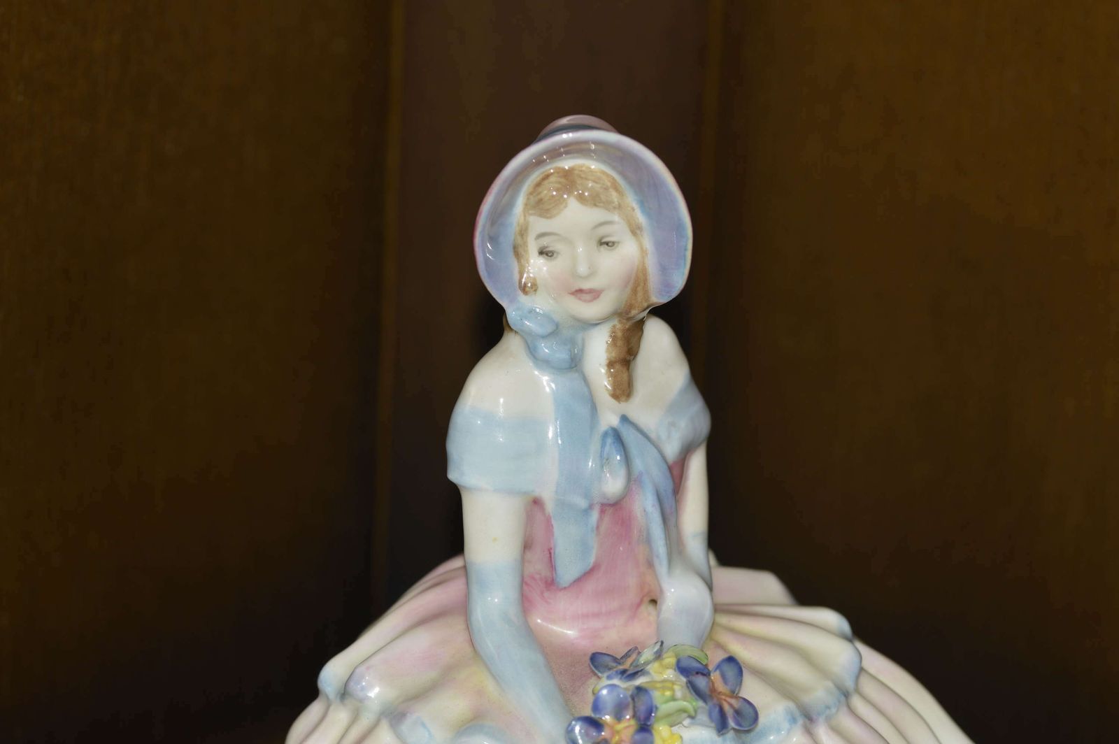 Royal Doulton 1935 Porcelain "Daydreams" Figurine photo 95.0