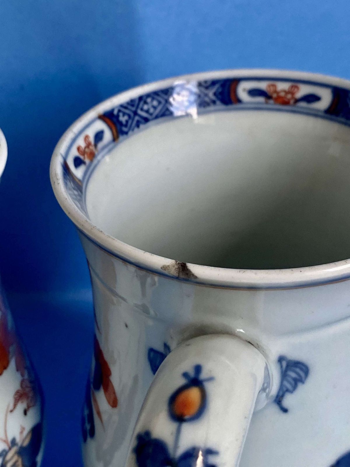 A Pair Of 18th Century Chinese Imari Porcelain Tankards photo Home Decor