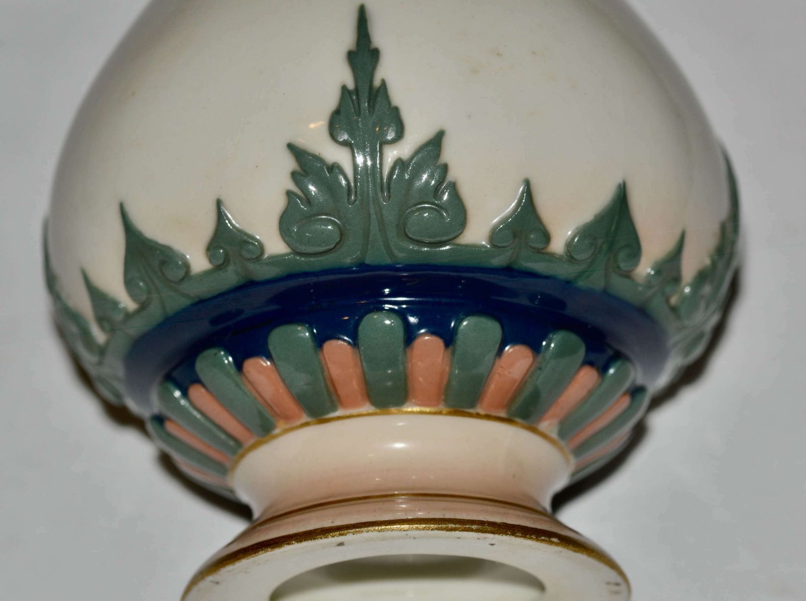 1909 Royal Worcester Hadley Porcelain Vase   Pink And Yellow Flowers photo Home Decor