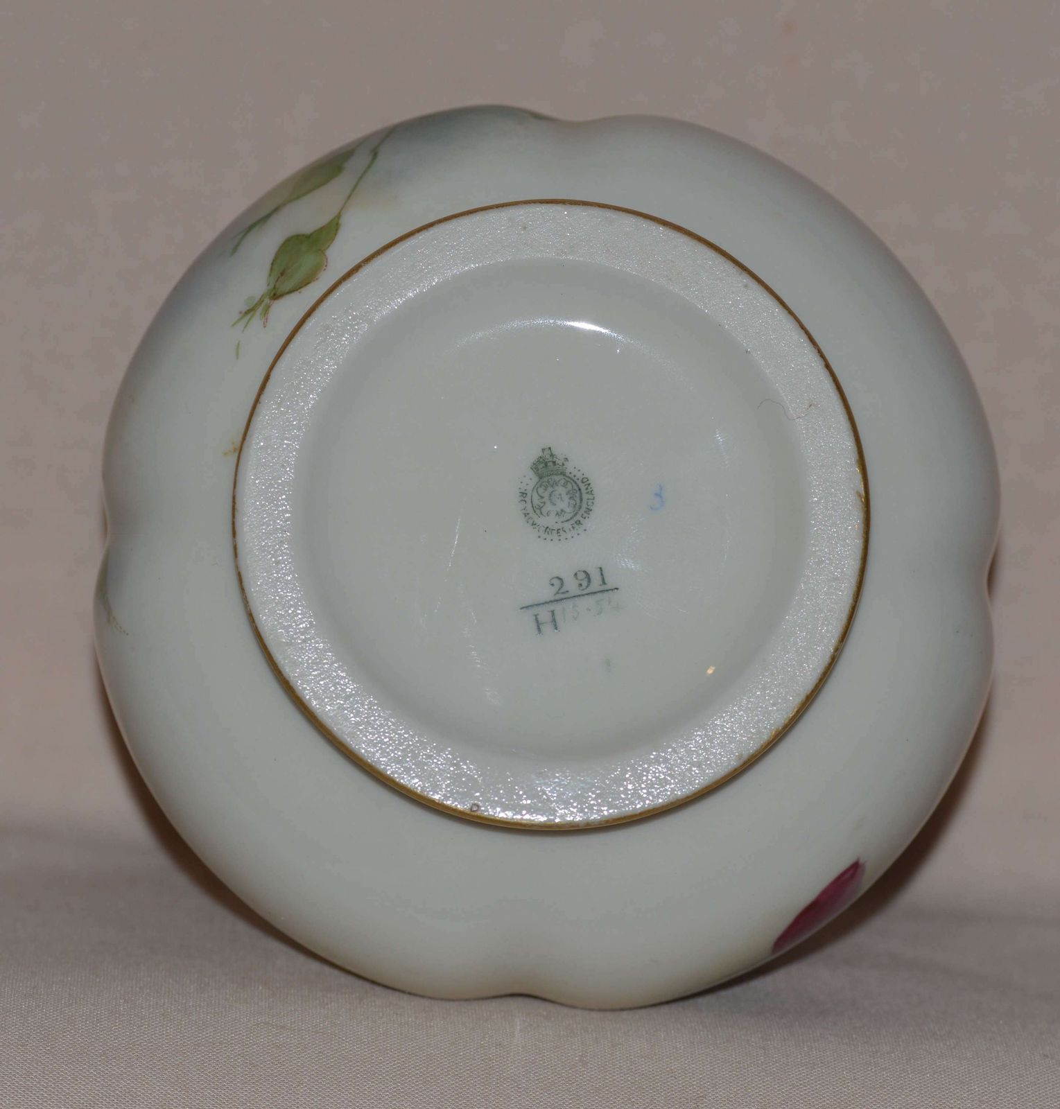 Royal Worcester 1911 Hand Painted Potpourri Vase 'Roses' Without Cover photo vinterior