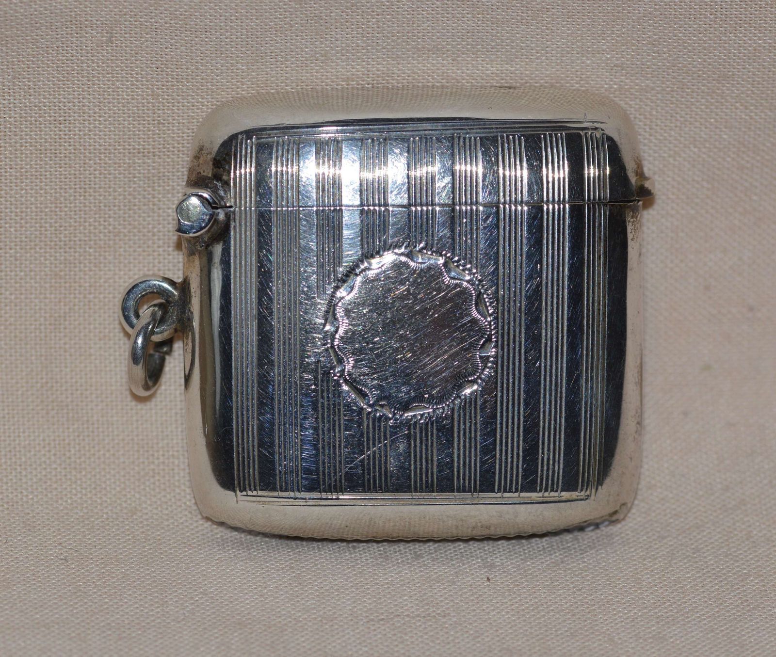 1908 Edwardian Sterling Siver Vesta Case By Birmingham's Hayes Is & Co