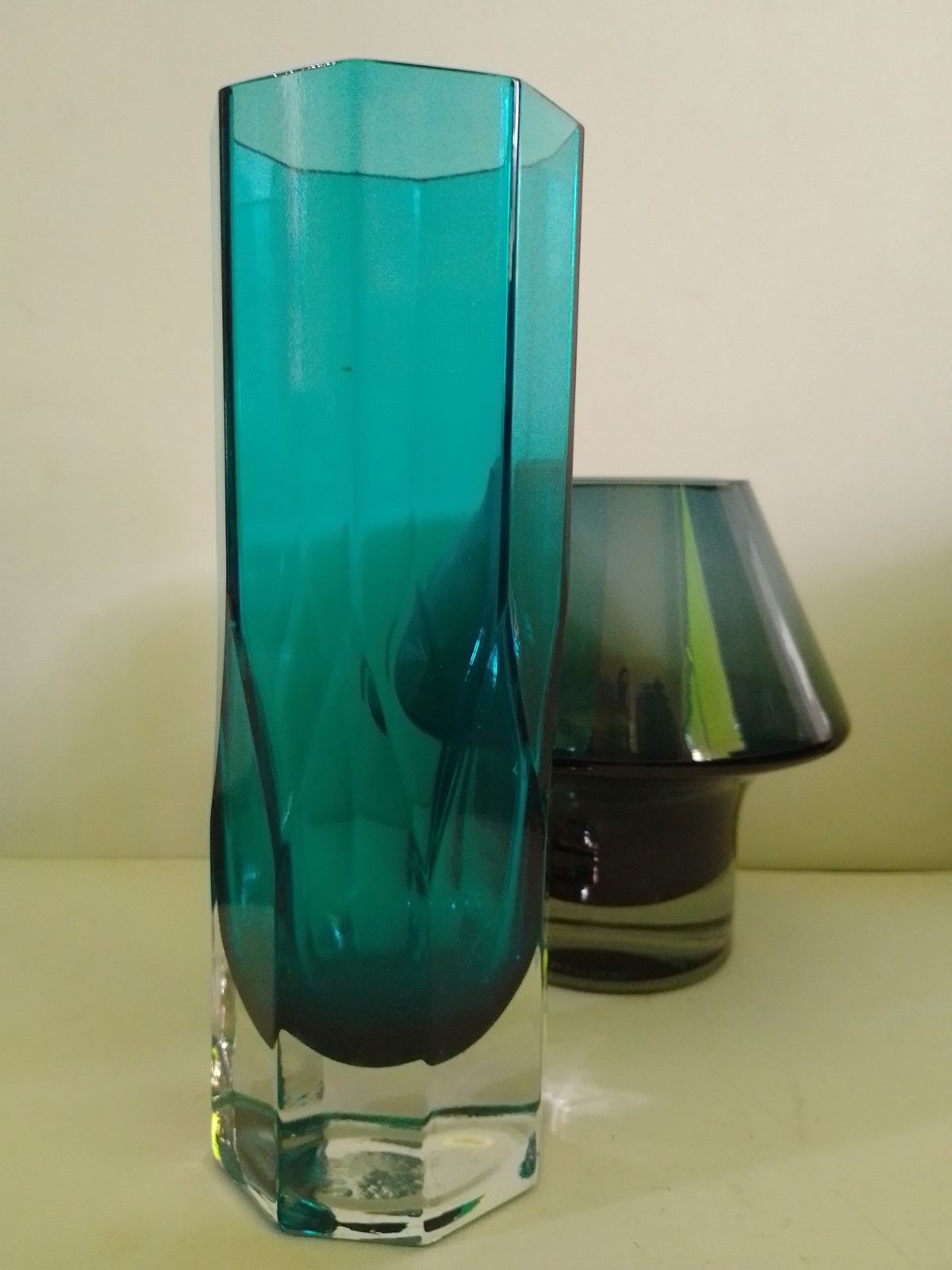 Riihimaki "Stromboli " Steel Blue Glass Vase Designed By Aimo Okkolin Signed photo 125.0
