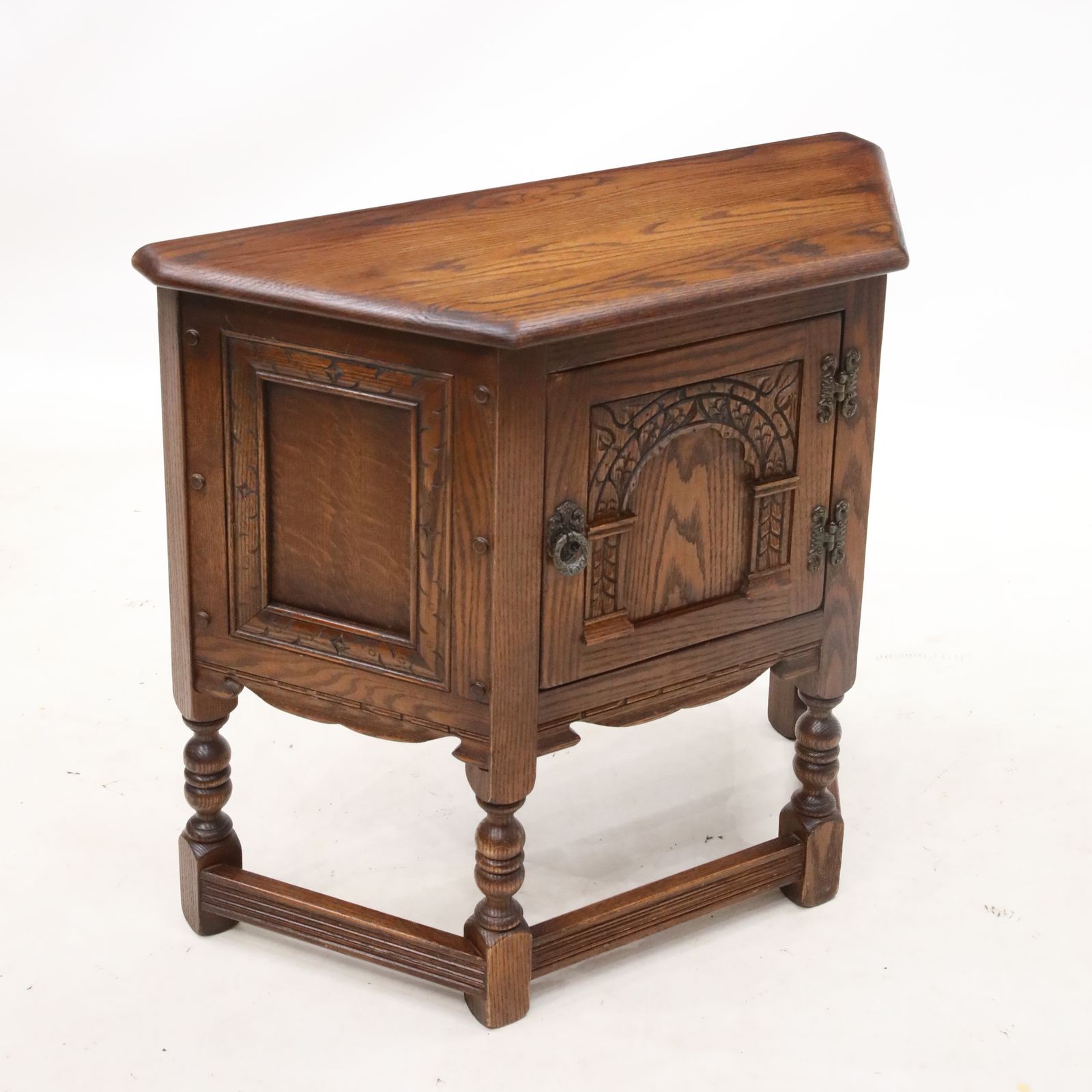 photo vinterior Old Charm Canted Table Finished In Tudor Brown Free Uk Delivery*