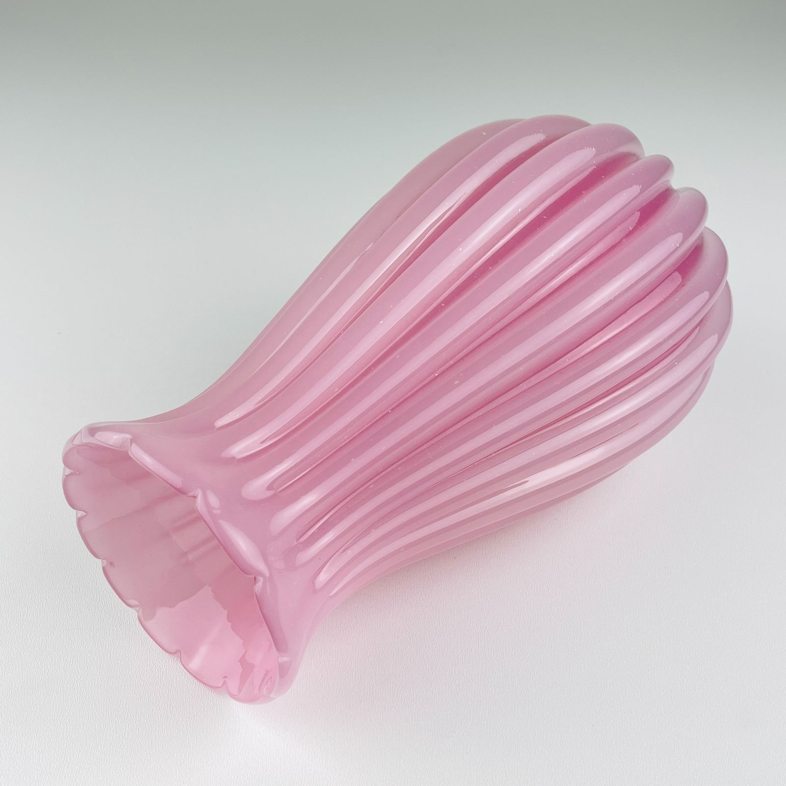 Home Decor Vintage Pink Vase By Archimede Seguso, Italy 1950s photo