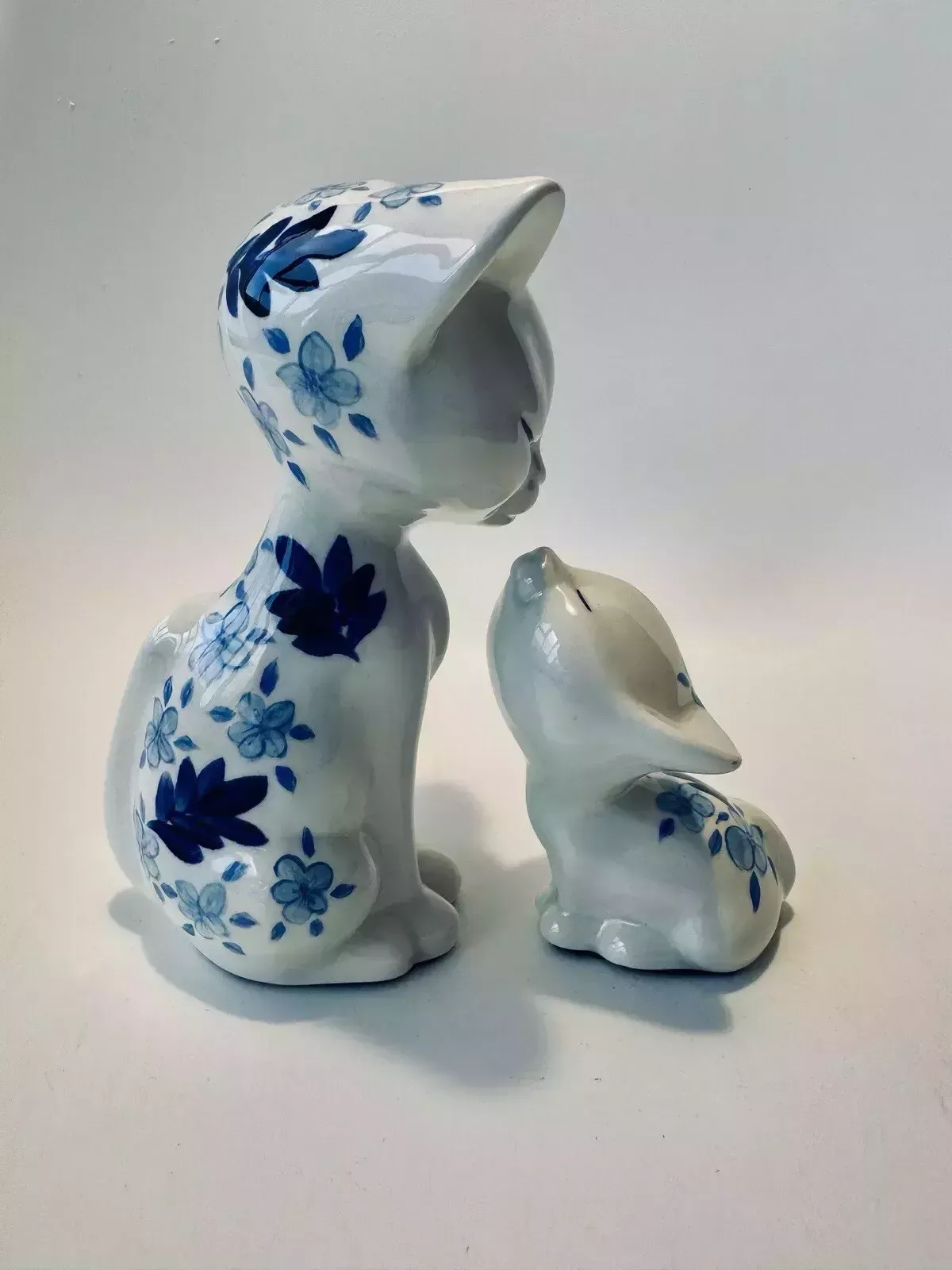 photo vinterior Mid Century Mcnees Cat And Kitten Figurines Hand Painted By Sandra Palmer