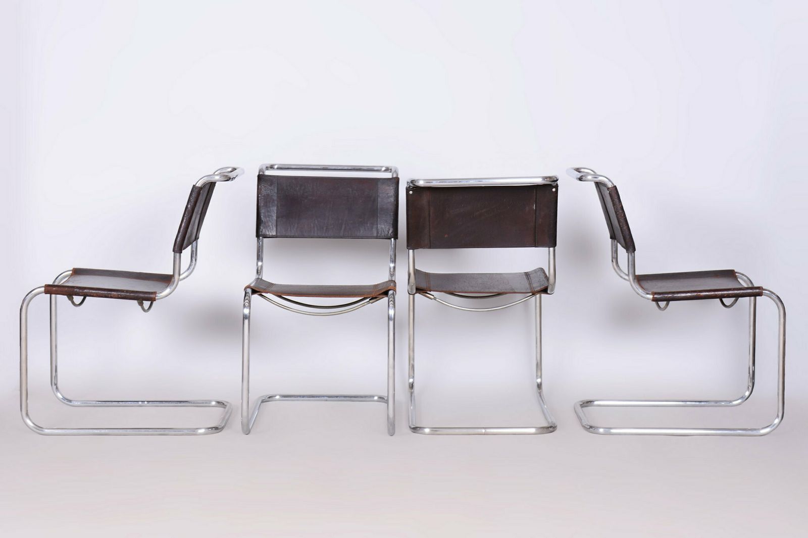 Set Of Four Original Bauhaus Chairs, Genuine Leather, Chrome, Germany, 1930s photo 2850.0