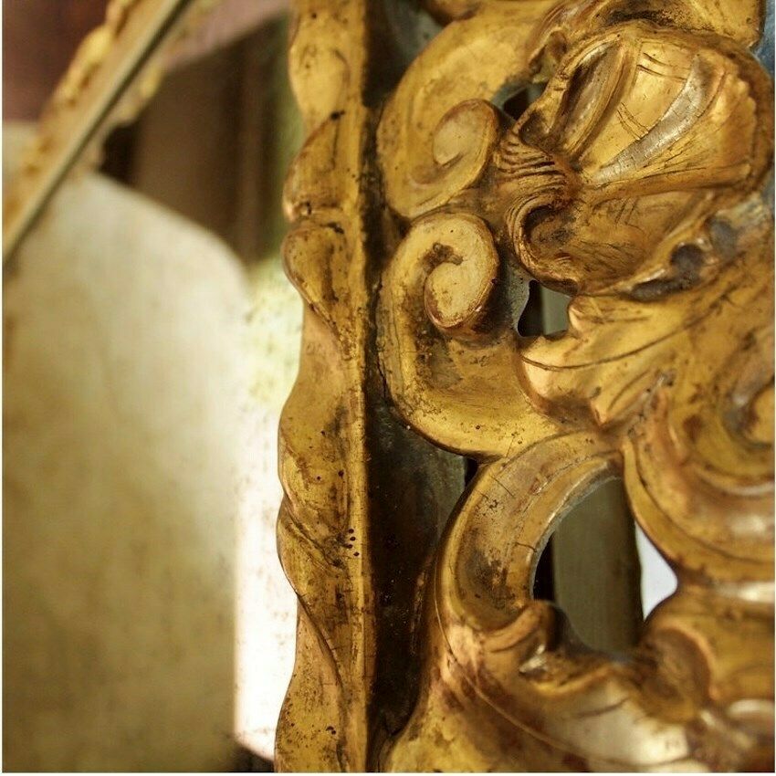 Early 19th C. Mirror From Italy In Carved & Gilded Limewood Frame photo for sale