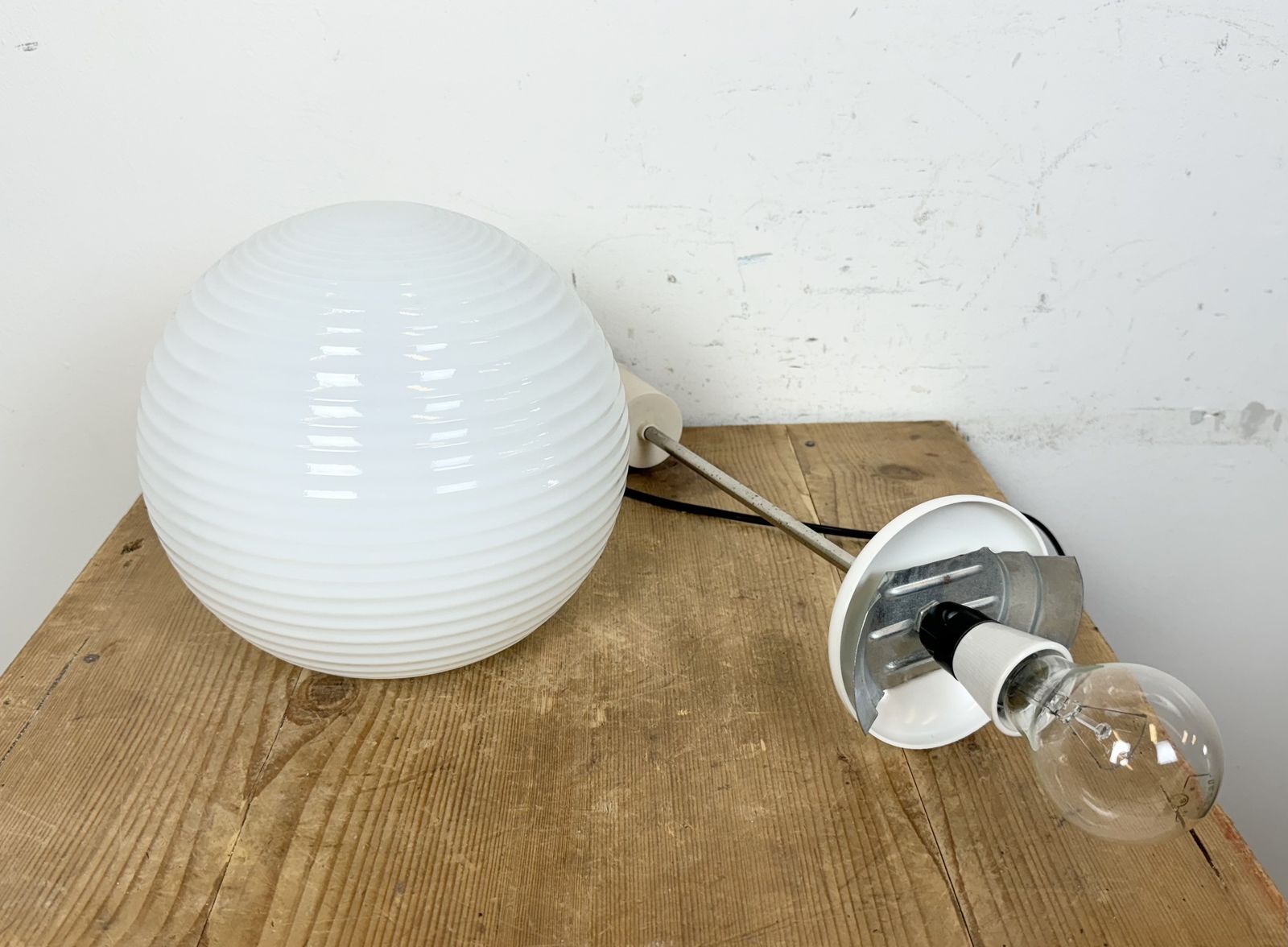 photo buy Vintage Chandelier With Milk Glass From Elektrosvit, 1960s, 2x