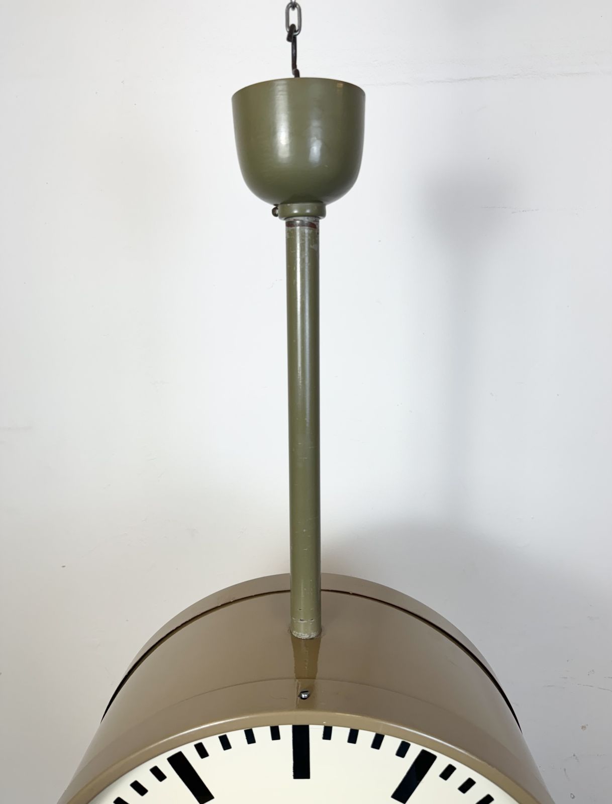 photo vintage Large Industrial Double Sided Railway Or Factory Clock From Pragotron, 1960s