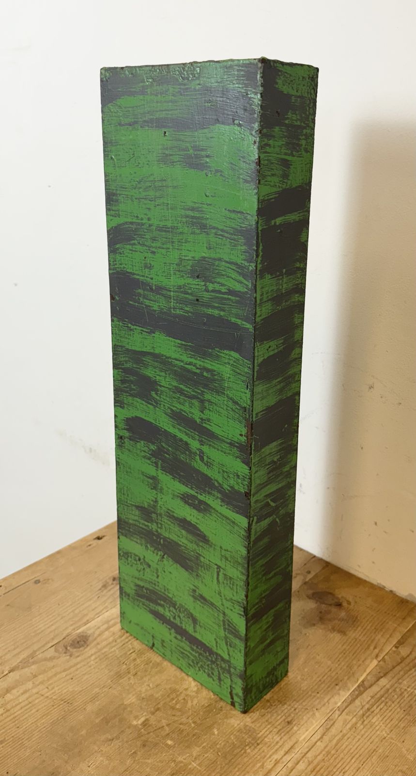 Large Vintage Green Iron Facade Letter I , 1970s photo furniture