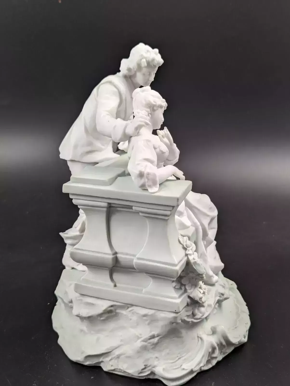 Parian Biscuit Figurine By Triebner Ens & Co, Volkstedt, C. 1894 1900. photo vinterior