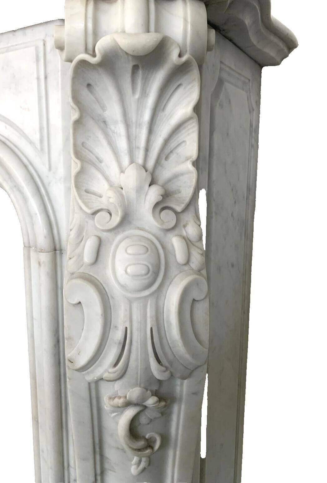 photo vinterior Louis XV Style Fireplace In White Carrara Marble 19th Century