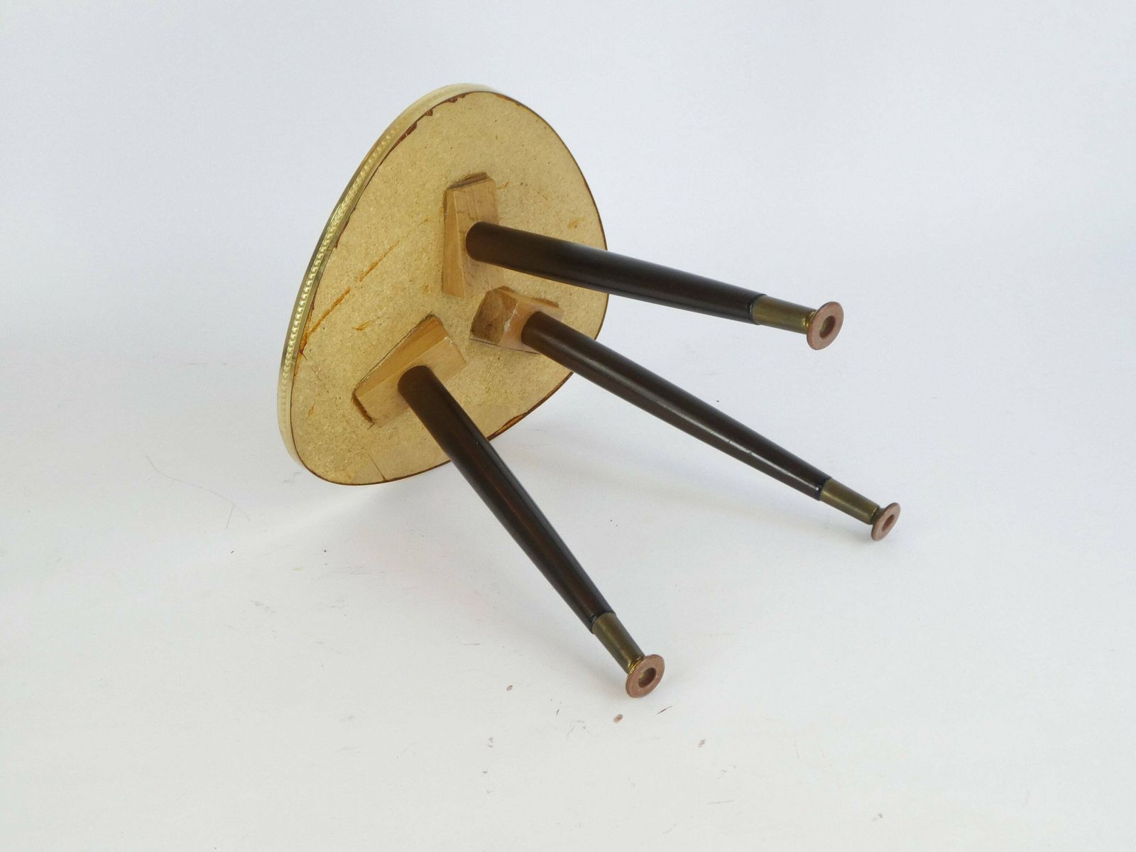 Mid Century Red, Gold & Black 60’s Kidney Plant Stand With Glass Top, Rare Formica Colourful Vintage Plant Table With Brass, Cute Tripod photo vinterior