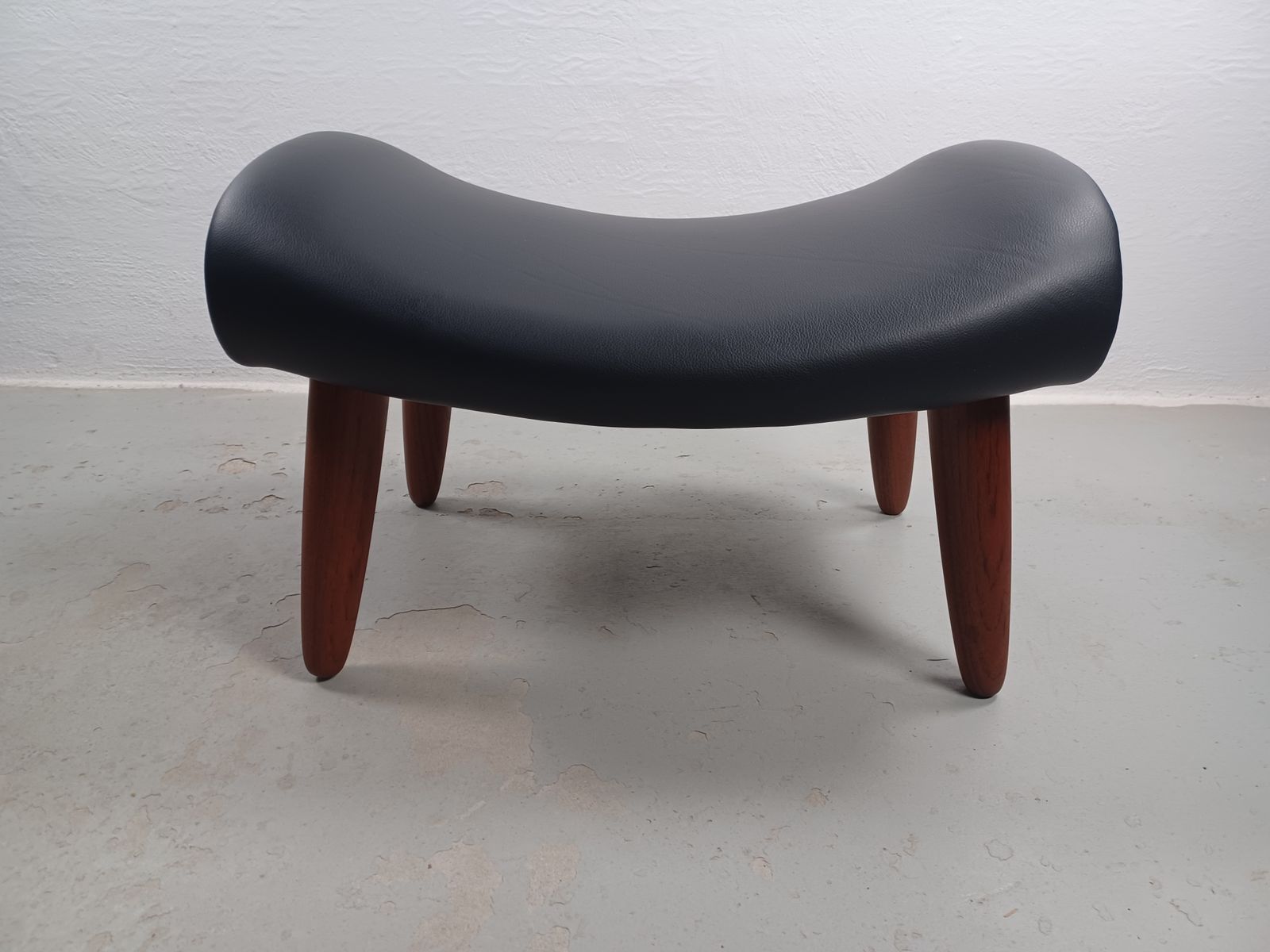 Fully Restored Danish Ottoman In Teak Reupholstered In Black Leather, 1960s photo Furniture