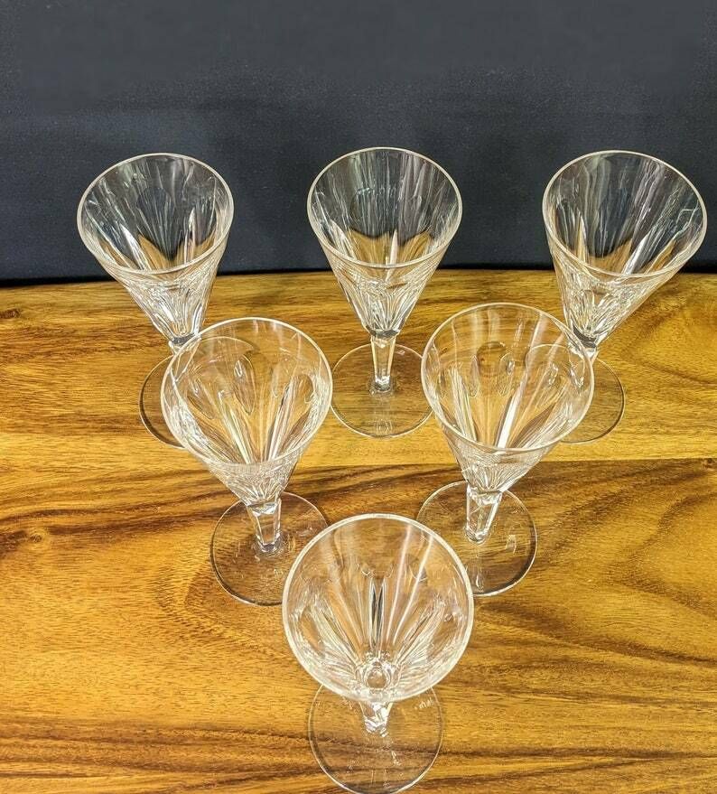 Waterford Sheila Champagne Glass Flute 7 Inches Tall   29 Available photo for sale