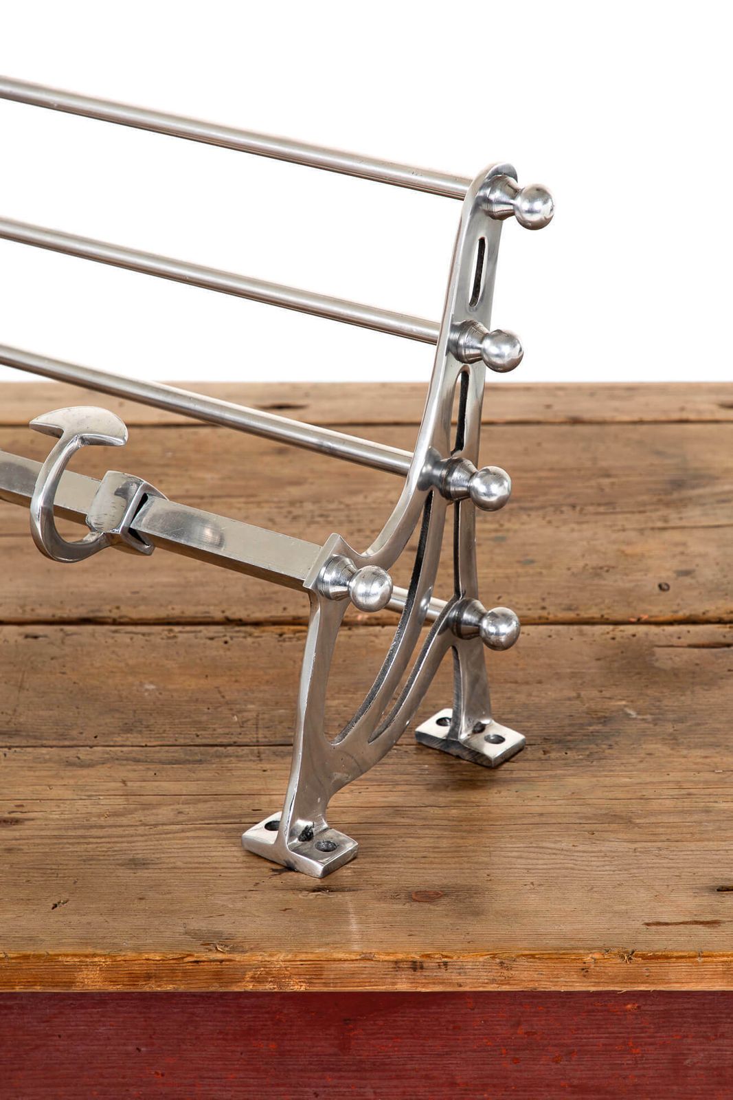 Art Deco Luggage Rack photo vinterior