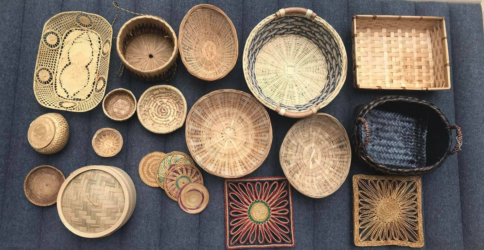 Boho Decor Art Woven Basket Wicker Wall Basket Round Rattan Flat Basket Wall Tray Bohemian Decor Wall Boho Chic Wicker Hanging African