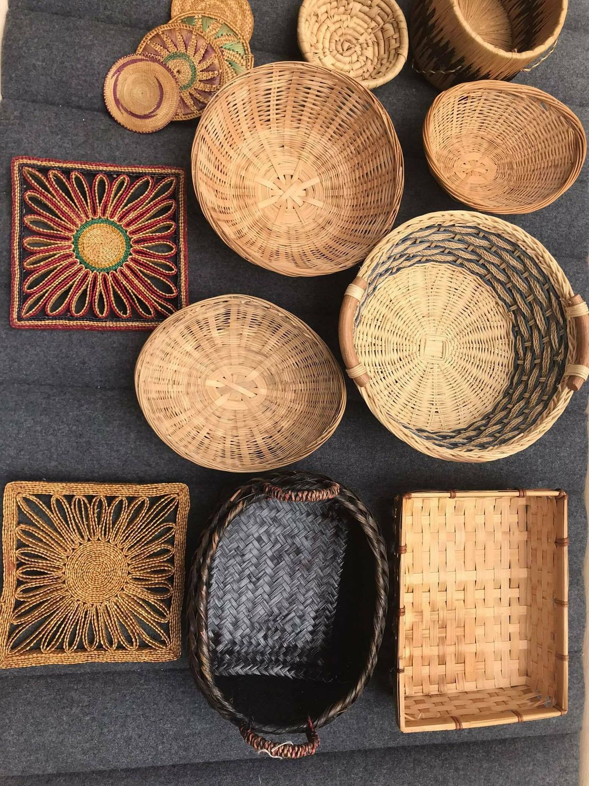 Boho Decor Art Woven Basket Wicker Wall Basket Round Rattan Flat Basket Wall Tray Bohemian Decor Wall Boho Chic Wicker Hanging African photo vintage