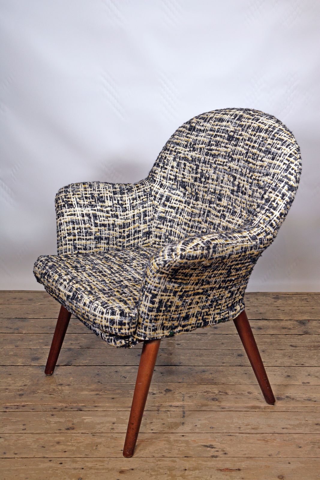  A Sophisticated Mid Century Toothill ‘Wingate’ Armchair photo buy