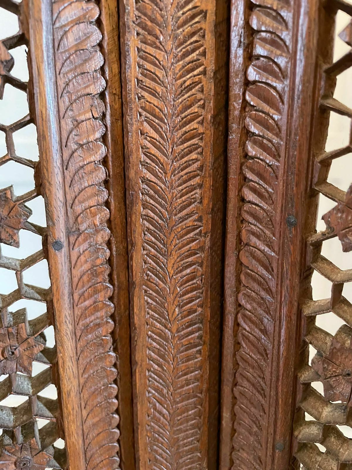 Fantastic Quality Antique Early 20th Century Carved Plant Stand photo Furniture