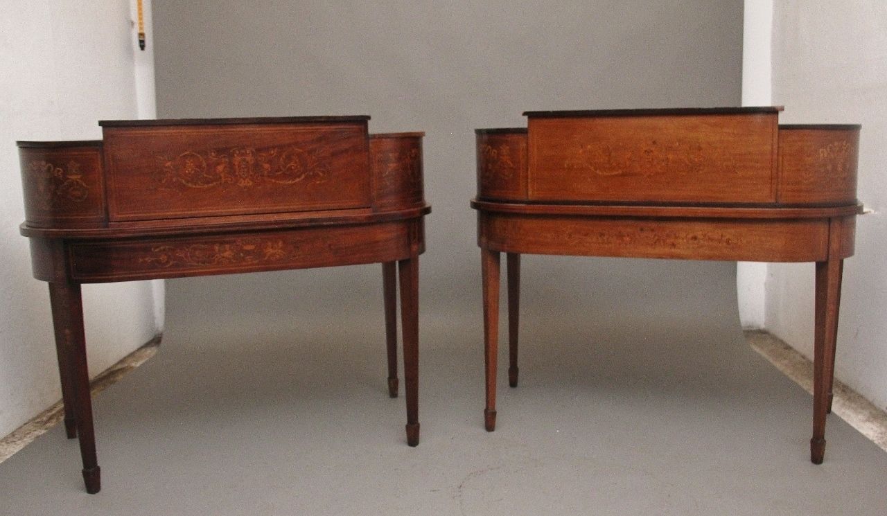 Pair Of Early 20th Century Mahogany Carlton House Desk’s photo vinterior