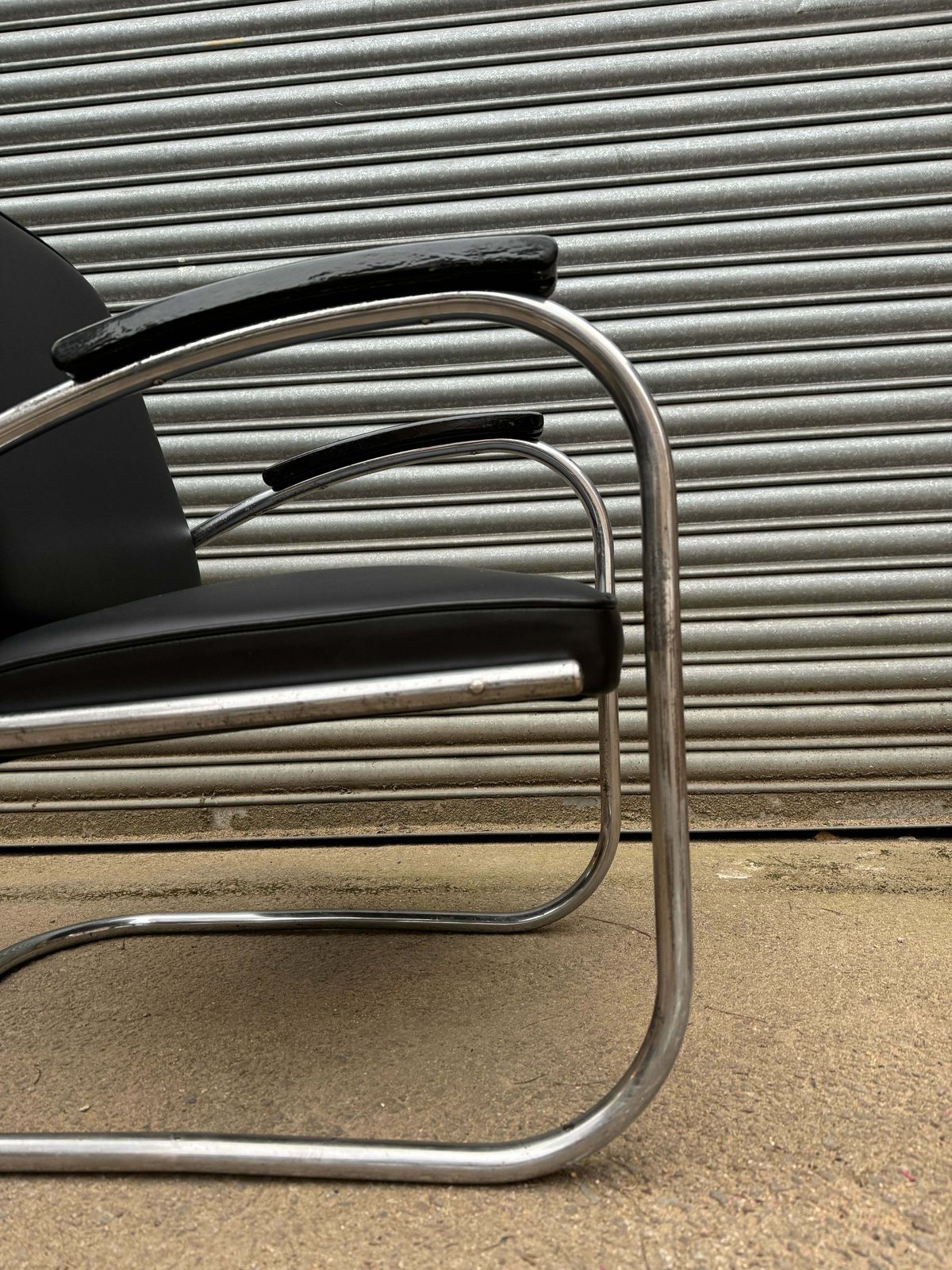photo furniture 1930s Bauhaus Tubular Steel Arm Chair By Mauser Werke Waldeck Model Rs7