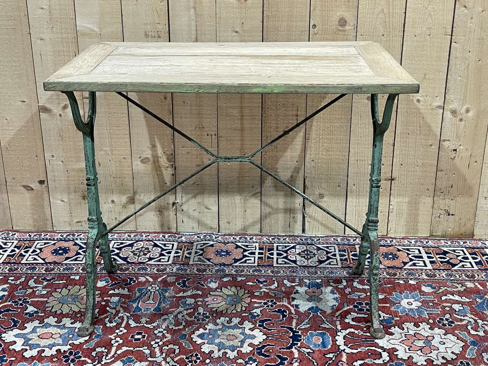 photo for sale Bistro Table From The Beginning Of The 20th Century