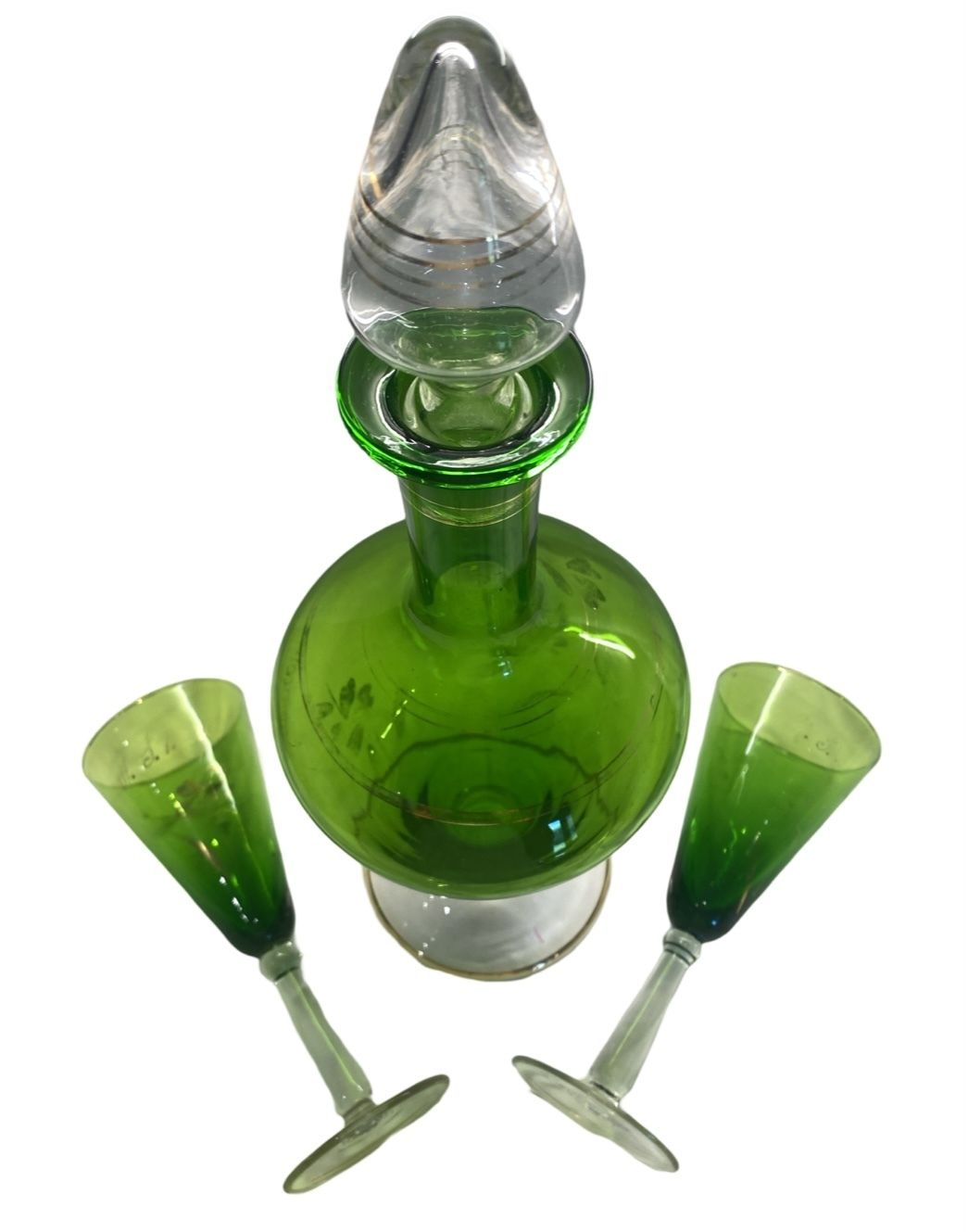 Art Deco Emerald Green Decanter And Wine Glasses photo furniture