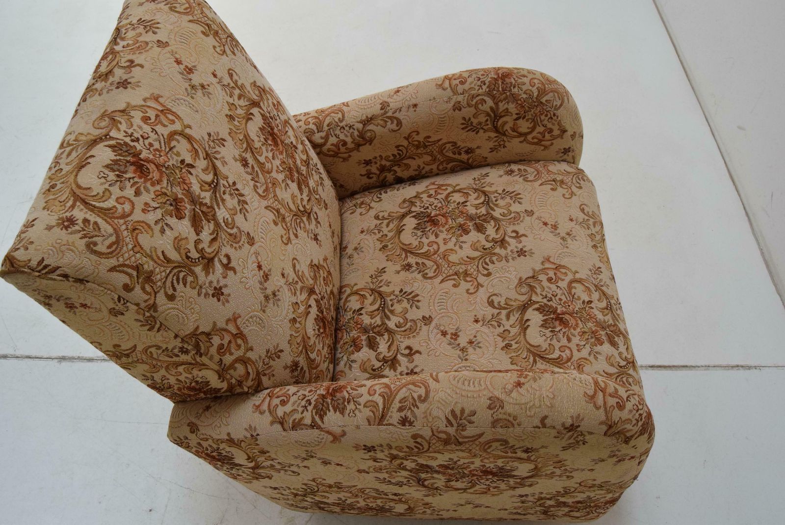 586.0 Vintage Designed Armchair With Wheels, Czechoslovakia, 1950s. photo