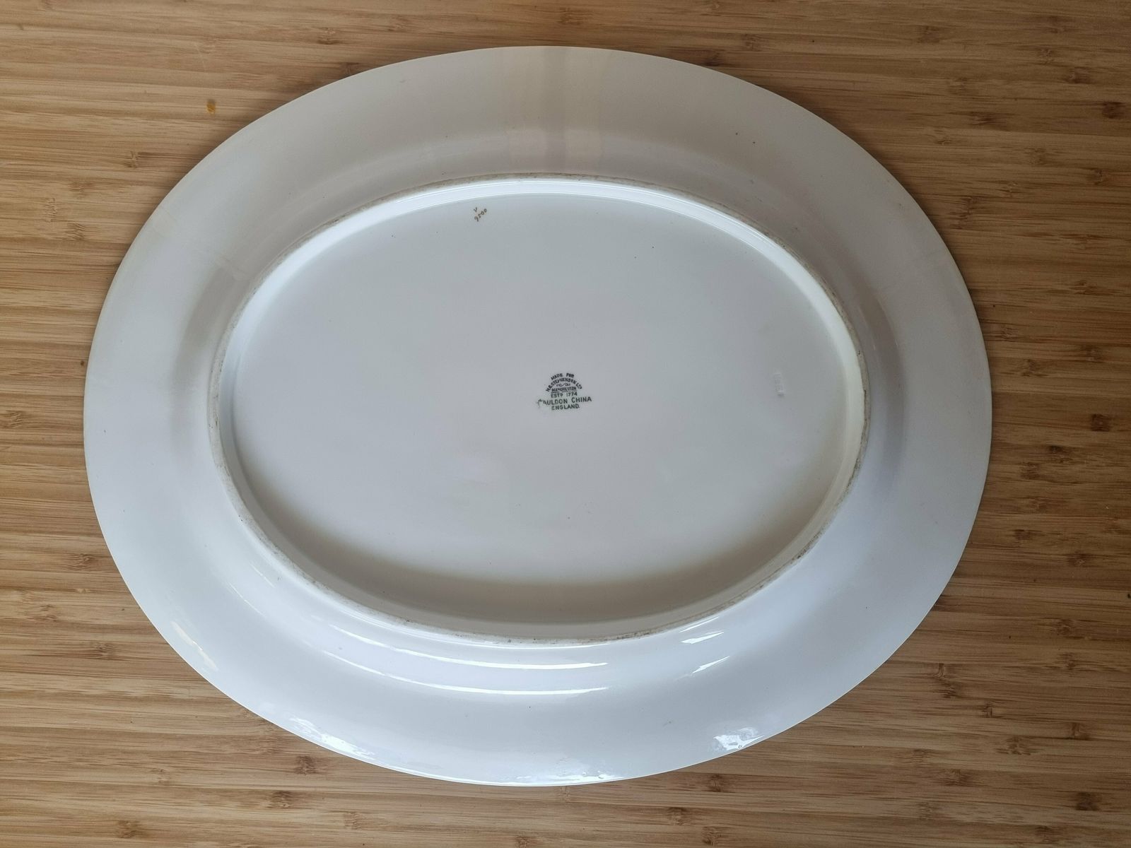 2 Set Of Serving Platters By Cauldon China In White Porcelain And Gold Trim // Ashleyparkerva photo vinterior