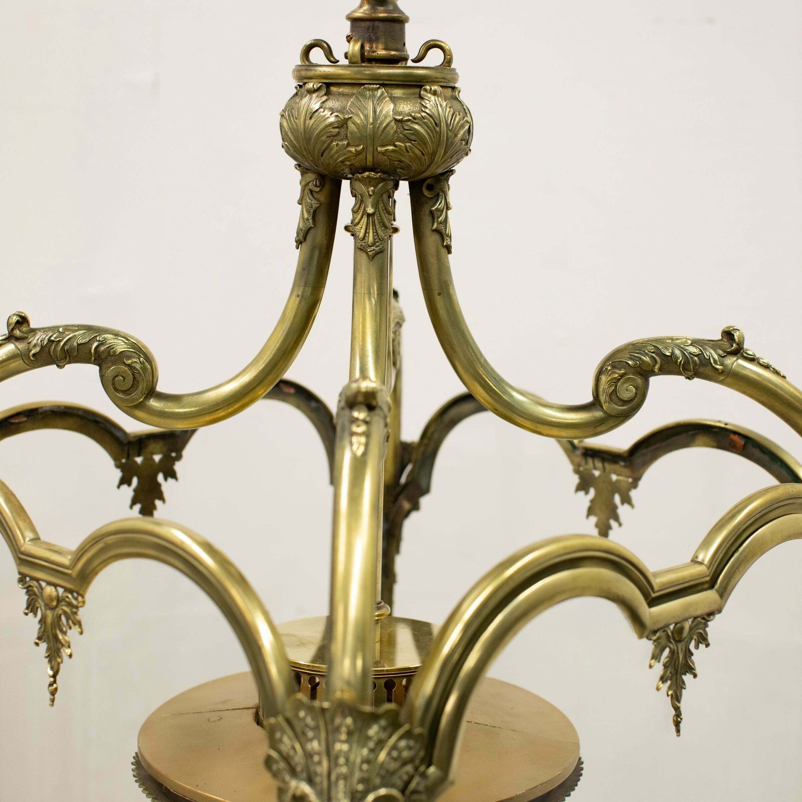 photo furniture Large English 18th Century Adams Style Polished Brass Hanging Lantern
