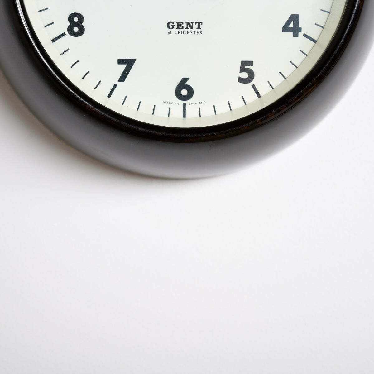 photo vinterior Rare Extra Small Vintage Bakelite Wall Clock By Gent Of Leicester   Ig221303n