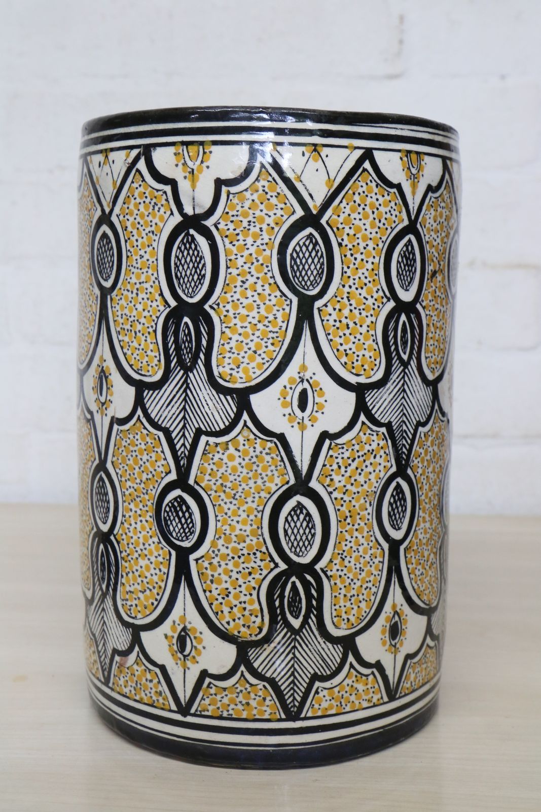 115.0 A Large Antique Moroccan Safi Pottery Vase In Yellow And Blue photo
