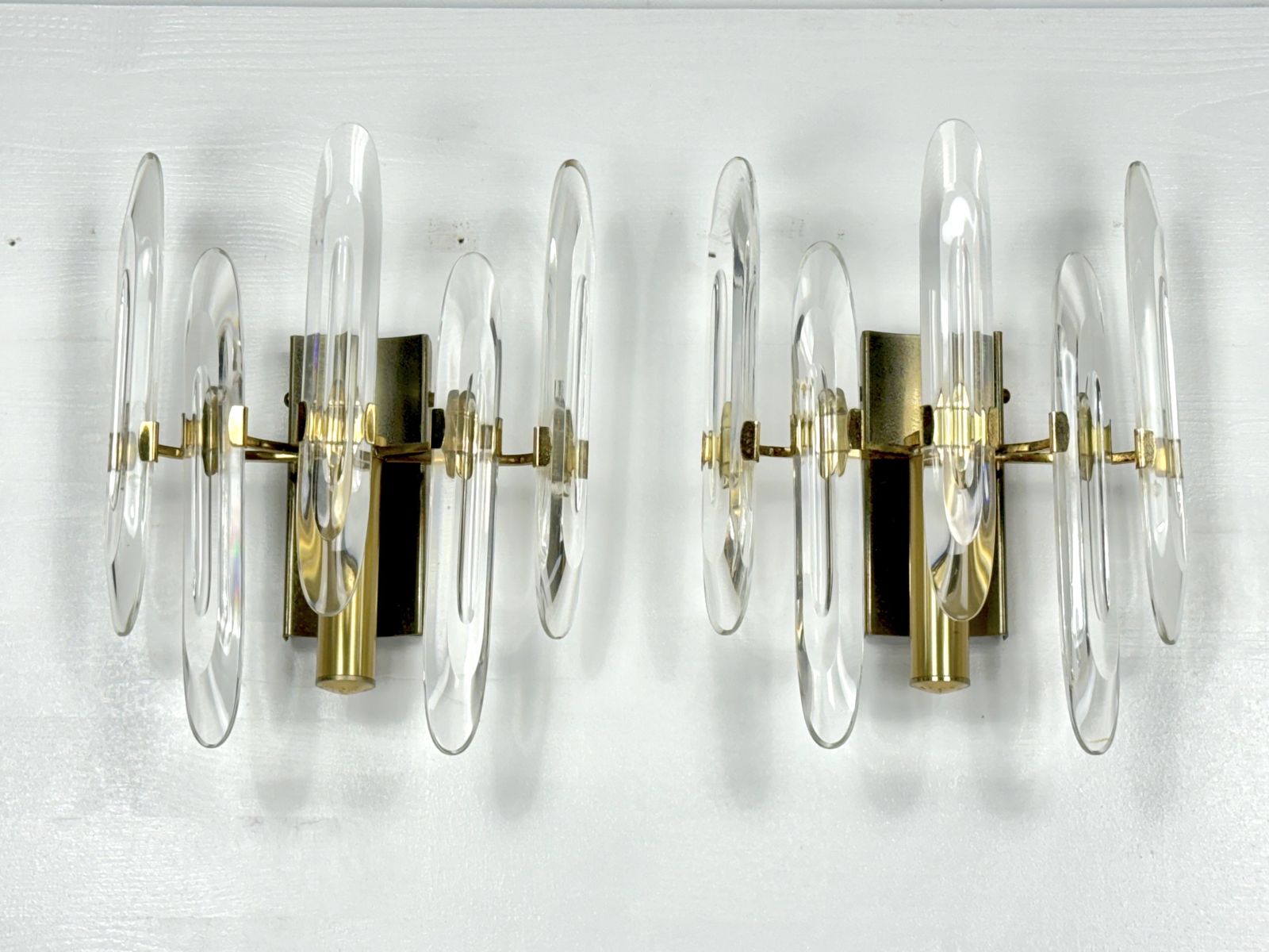 Sciolari, Set Of Two Large Sconces In Glass And Gilded Brass. Italy 1970s photo for sale