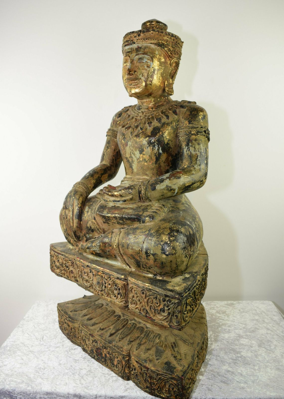 Large Antique Wooden Burmese Buddha Statue photo vinterior