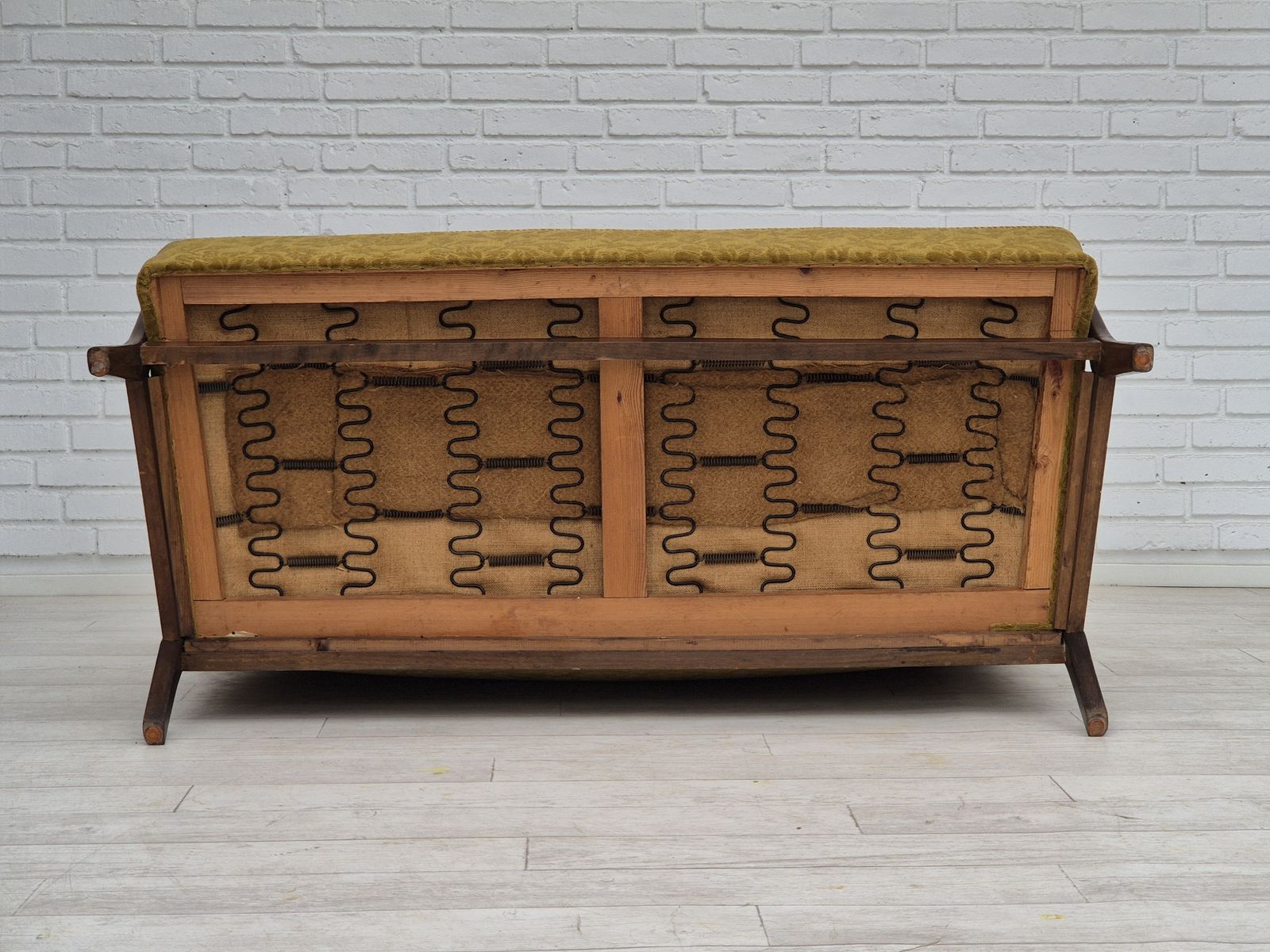 photo buy 1960s, Danish 2 Seater Sofa By Søren Hansen For Fritz Hansen, Original Condition.