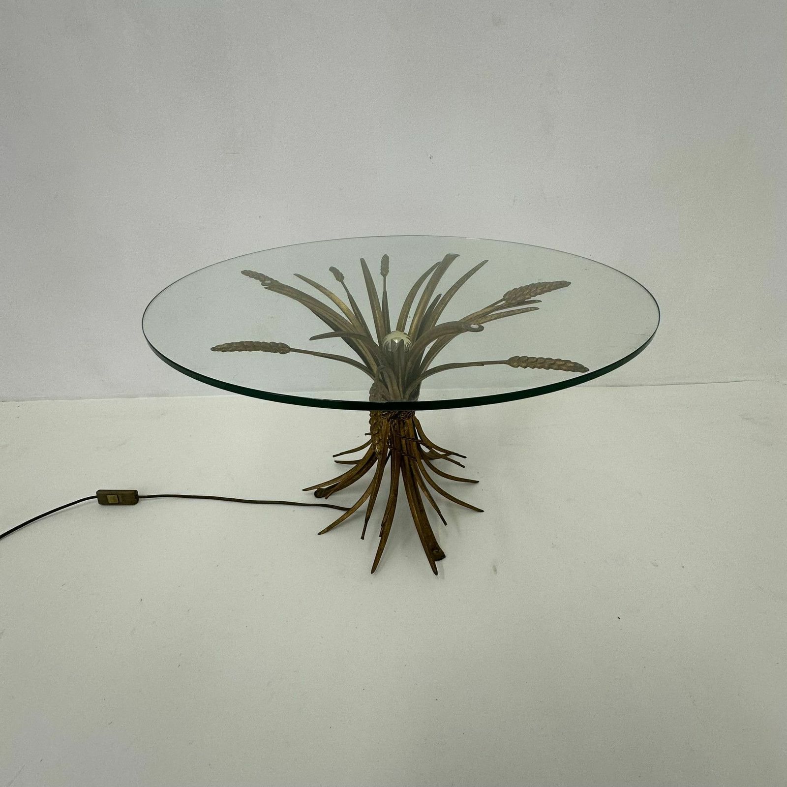 Illuminated Wheat Sheaf Side Table , 1970s photo vinterior