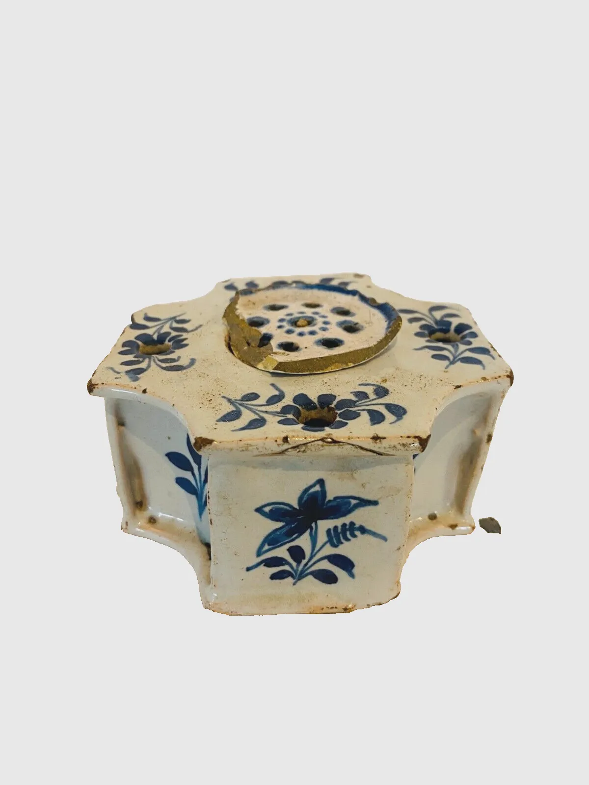 18th Century Earthenware Inkwell With Floral Decoration photo vinterior