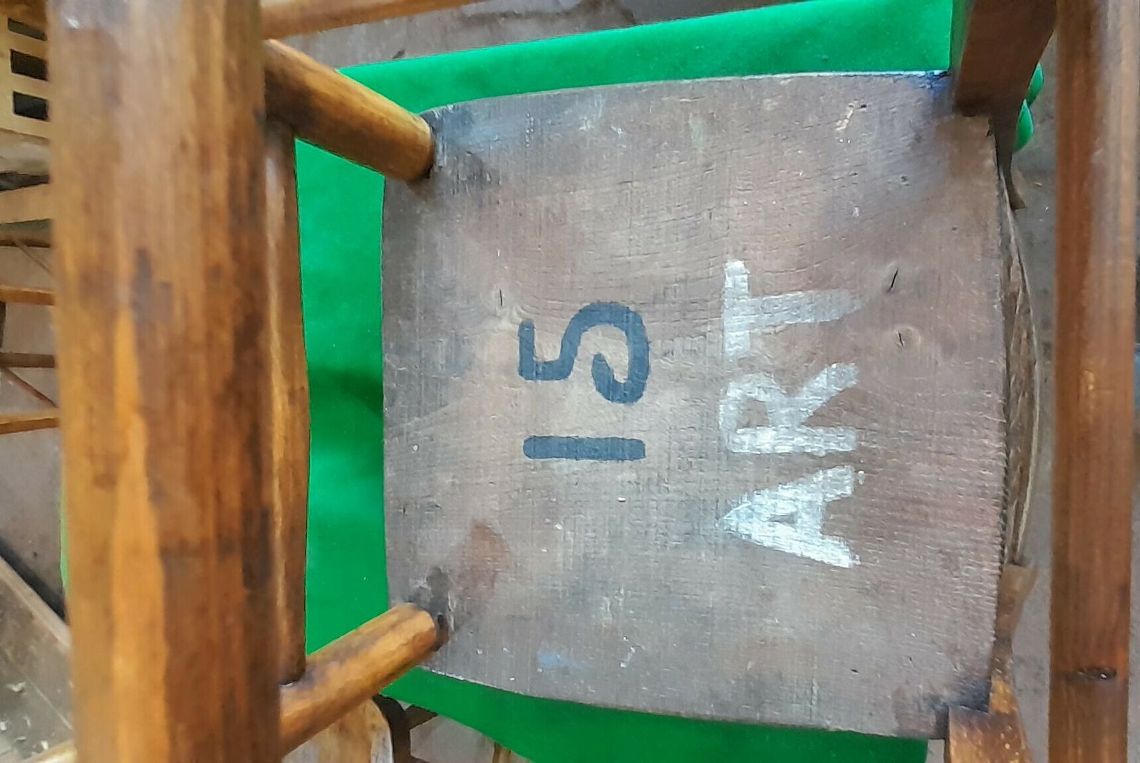 1200.0 Set Of 12 Vintage 1950’s Beech And Elm Chairs photo
